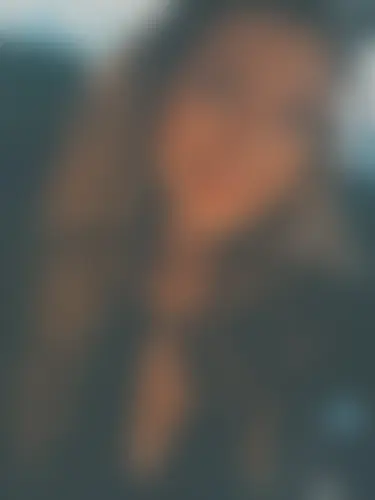 Rozae, 24